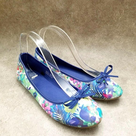 SO Womens Seashell Sz 9 M Blue Slip On Floral Ba